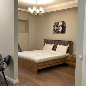 Deluxe Park Z Отель Алматы